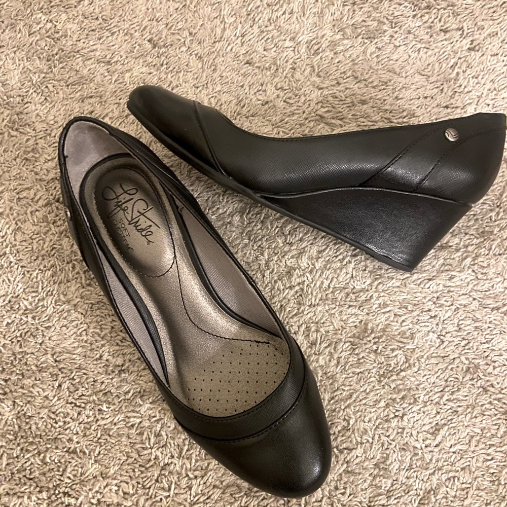 Lifestride Black Soft System Wedge